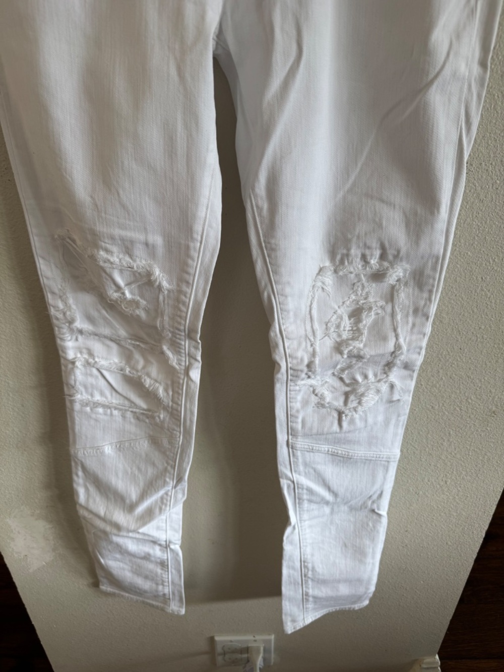 J Brand White Distressed Skinny Jeans Size 30 - Picture 3 of 11